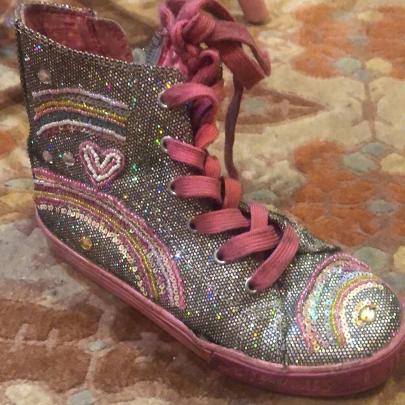 Lilli Kelly bejeweled rainbow high tops - Picture 6 of 9